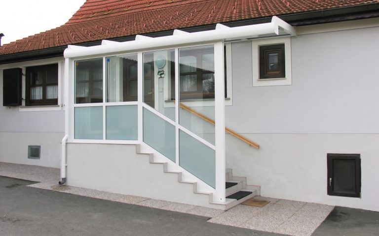 Windfang vor der Tür